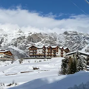 Ai Suma Aparthotel Bormio